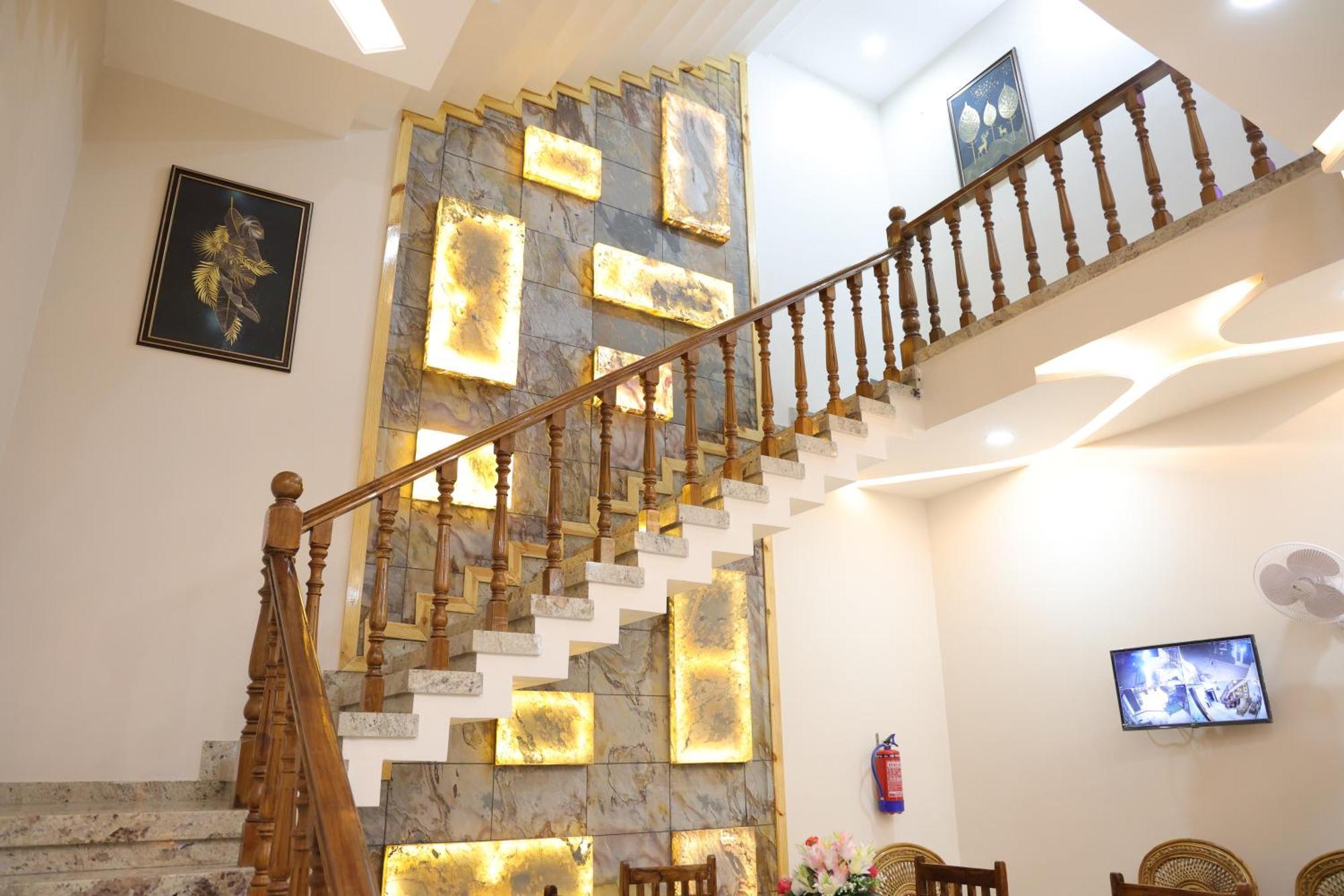 Amritam Palace A Luxury Ac Home Stay Ringas Dış mekan fotoğraf